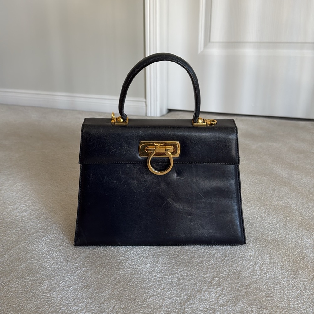 Midnight navy Ferragamo vintage top handle smooth calfskin bag - Picture 3 of 16